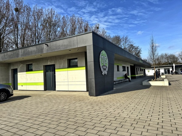 Sportplatz am Freibad - Bad Oeynhausen-Lohe