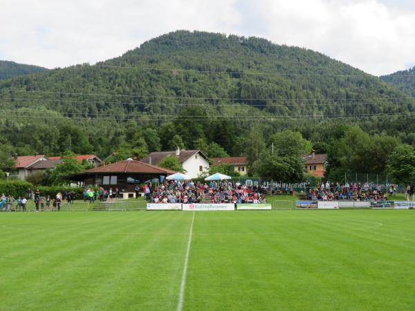 Bad Heilbrunner Naturheilmittel-Stadion - Stadion in Bad Heilbrunn
