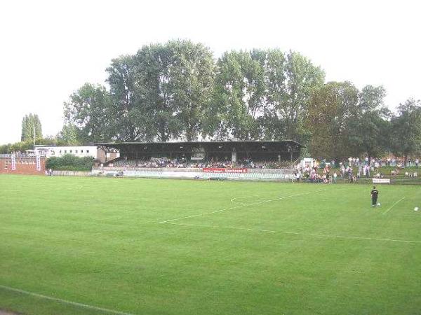 Stadion an der Hammer Landstraße - Stadion in Neuss