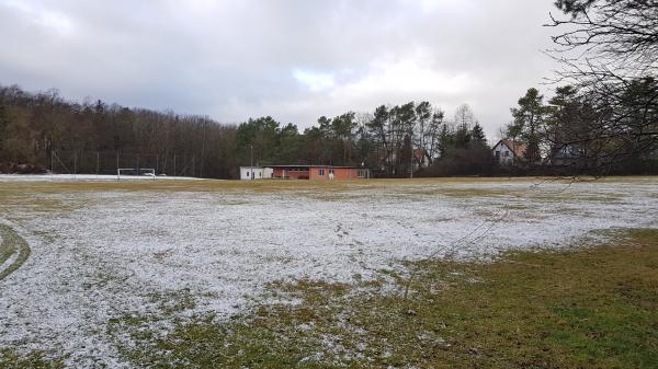 Waldsportplatz 2 - Weimar-Legefeld