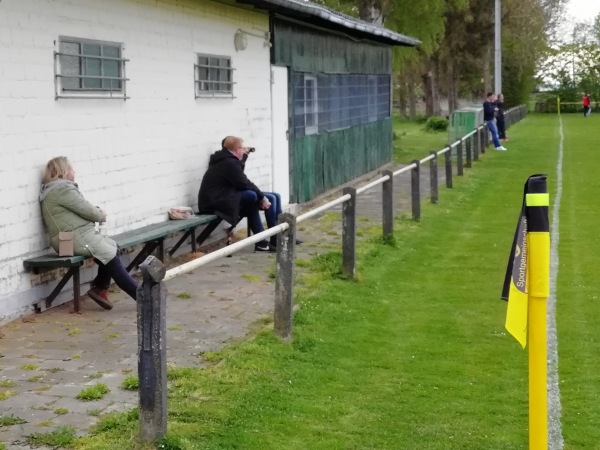 Franz-Fischer-Stadion - Nörvenich-Binsfeld