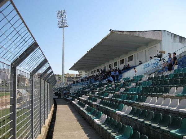 Stadiumi Niko Dovana - Stadion in Durrës