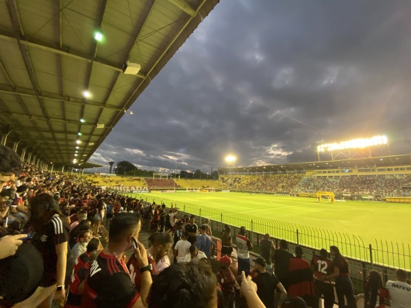 Estádio Raulino de Oliveira - Volta Redonda, RJ