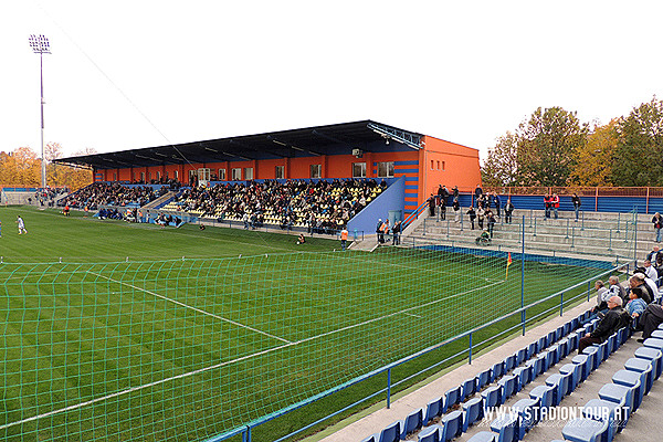 Futbalový štadión MFK Zemplín - Stadion in Michalovce