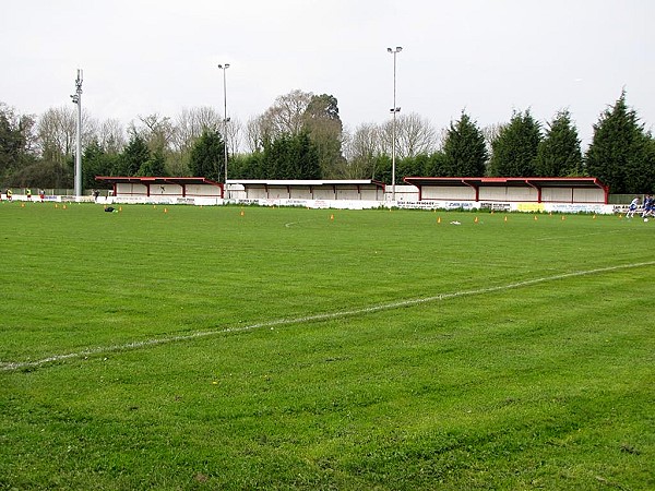 Runnymede Stadium Stadion In Egham Surrey 9753