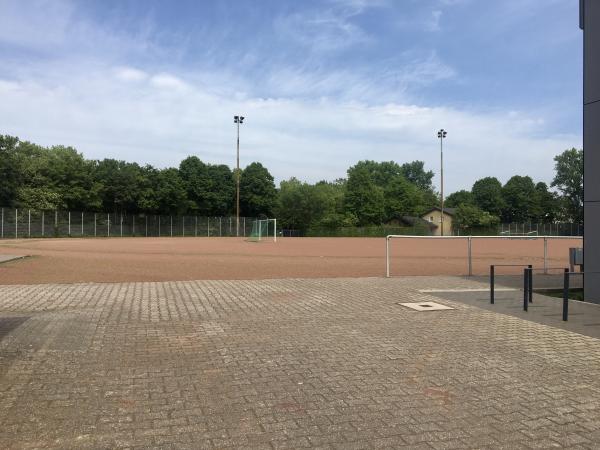 Sportplatz Lise-Meitner-Schule - Köln-Porz-Eil