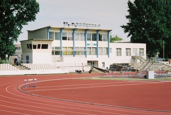 Sportkomplex Robert-Koch-Straße - Stadion in Halle/Saale-Gesundbrunnen