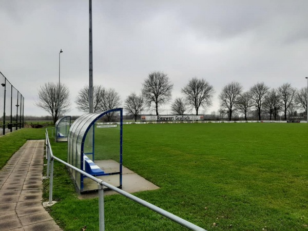Sportpark De Woerd - Kerk-Avezaath