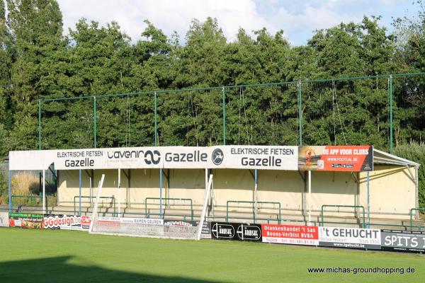 Gemeentelijk Sportcentrum Doelvelden Luc De Rijk Stadion - Berlaar