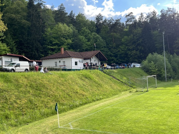 Waldstadion - Lemberg-Glashütte