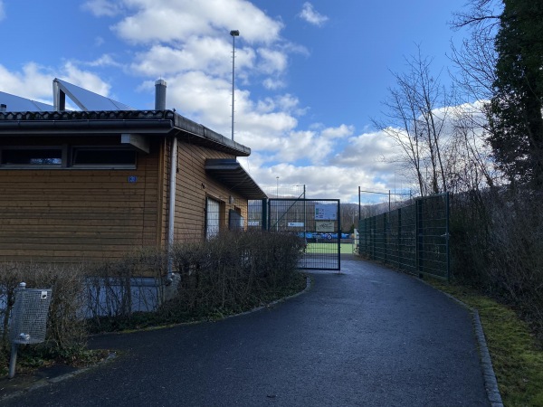 Sportplatz Einschlag - Reinach BL