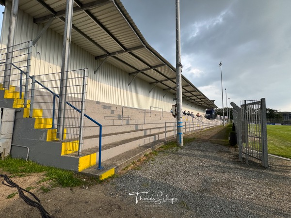 Ostfriesland-Stadion - Emden-Früchteburg