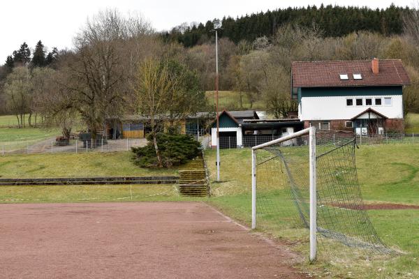 Sportplatz am Gansbach - Angelburg-Lixfeld