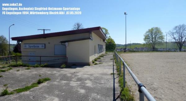 Siegfried-Betzmann-Sportanlage Platz 2 - Engstingen-Großengstingen