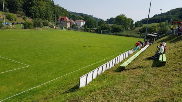 Sportplatz am Erlbach - Kraftsdorf