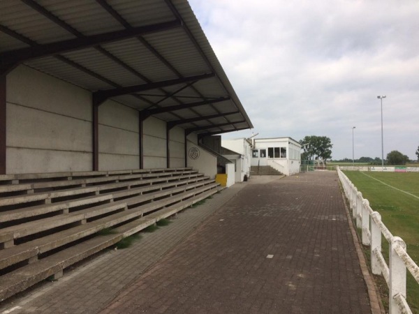 Emile Vandersteen Stadion - Oplinter