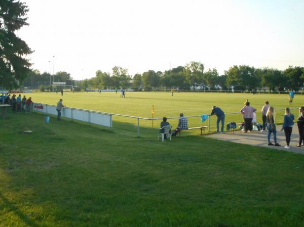 TV-Stadion - Stutensee-Spöck