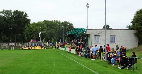 Futbalové ihrisko Nová Dedinka - Nová Dedinka