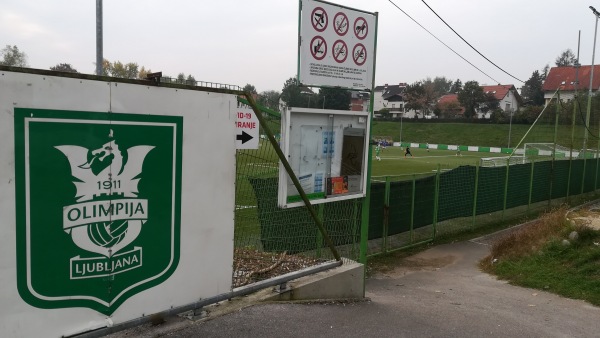 Športni center Triglav - nogometno igrišče - Stadion in Ljubljana