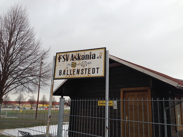 Sportplatz Jahnstraße - Ballenstedt