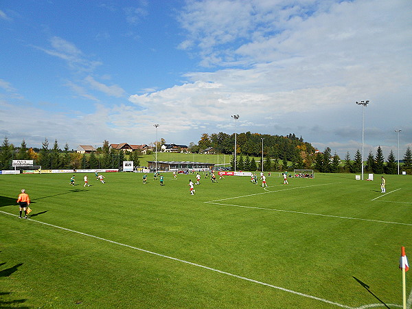 Sportzentrum Seekirchen - Stadion in Seekirchen am Wallersee
