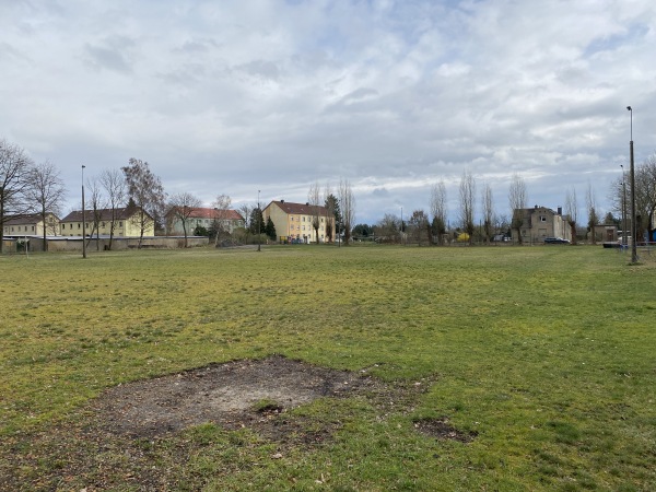 Friedrich-Ludwig-Jahn-Sportplatz 2 - Plessa