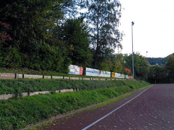Sportplatz In den Wingertsgärten - Niederfell