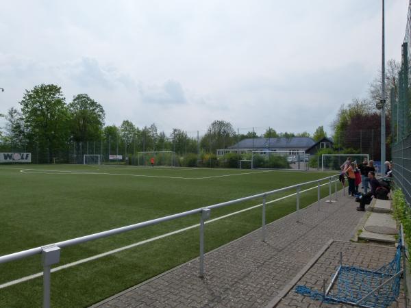 Stadion am Ried Jugendförderzentrum - Gießen-Wieseck