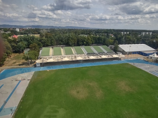 Michael-Hoffmann-Stadion im Sportzentrum Pfeifferswörth - Mannheim