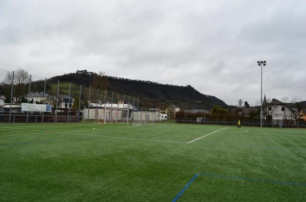 Sportplatz an der Grundschule - Ralingen