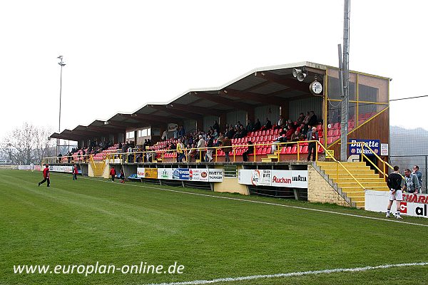 Stade Jos Nosbaum - Stadion in Diddeleng (Dudelange)